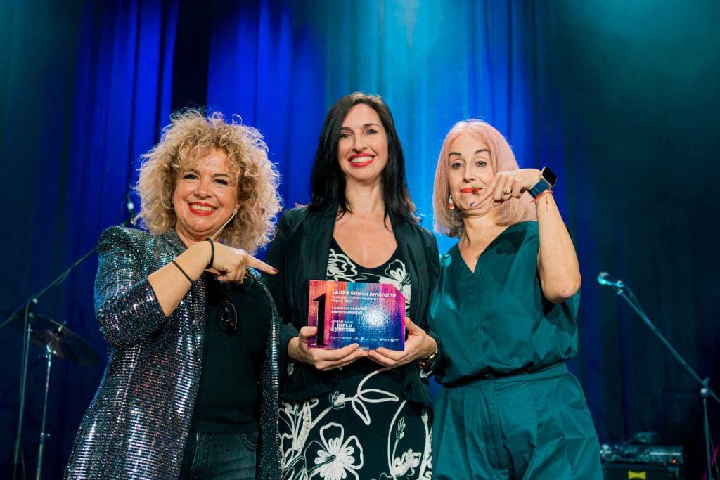 Laura-Salesa-Premios-Influyentes-Cantabria_3