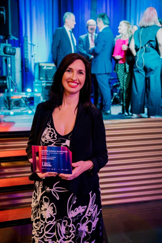 Laura-Salesa-Premios-Influyentes-Cantabria